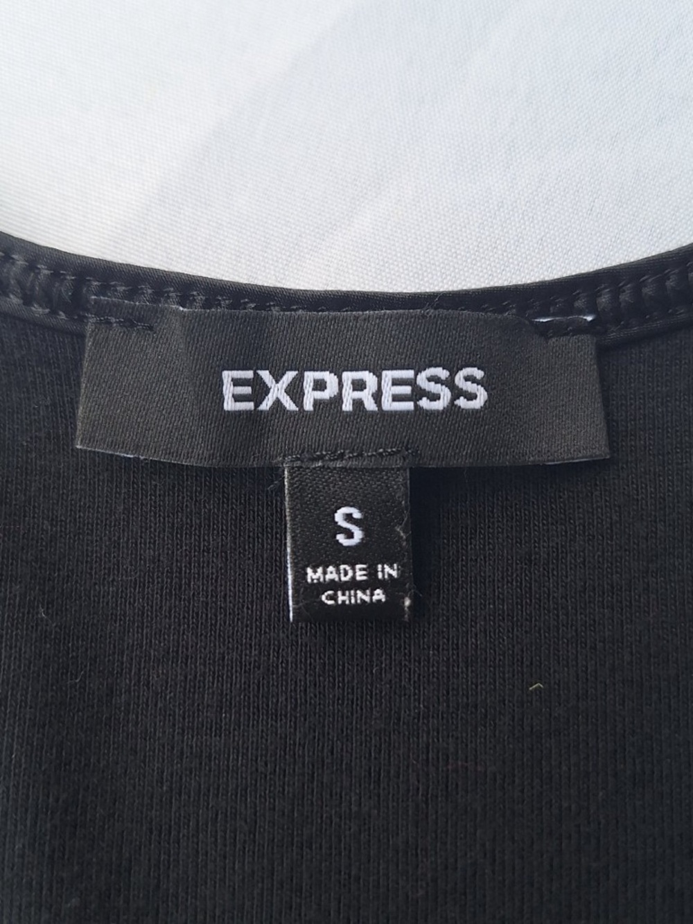 Express - Picture 2 of 5